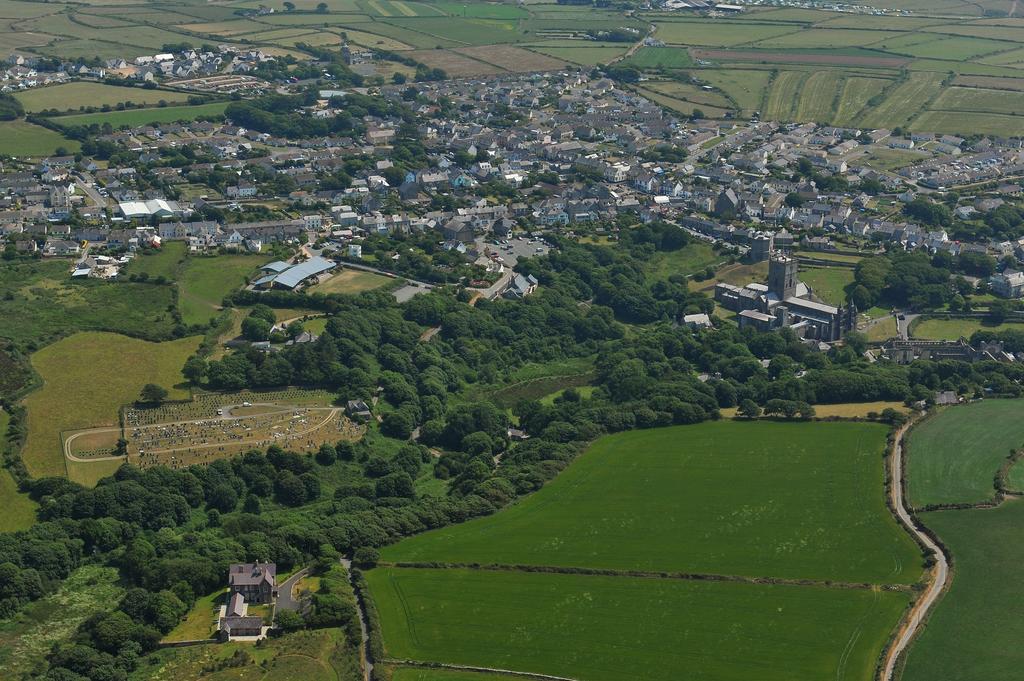 Penrhiw Priory Vendégház St. Davids  Kültér fotó